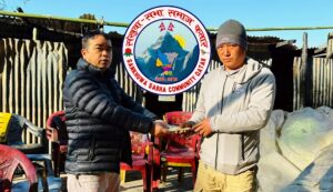 आगलागी पीडित श्यामको परिवारलाई शंखुवासभा समाज कतारको आर्थिक सहयोग….